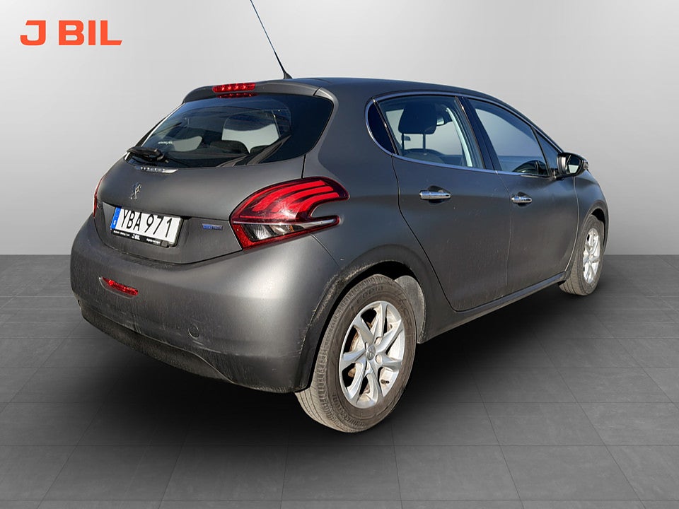 Bild på Peugeot 208 Active Style 1.2 PT 82hk KAMPANJRÄNTA 3,99%