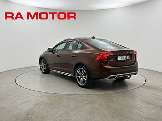 Sedan Volvo S60 Cross Country 4 av 24