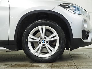 SUV BMW X1 8 av 23