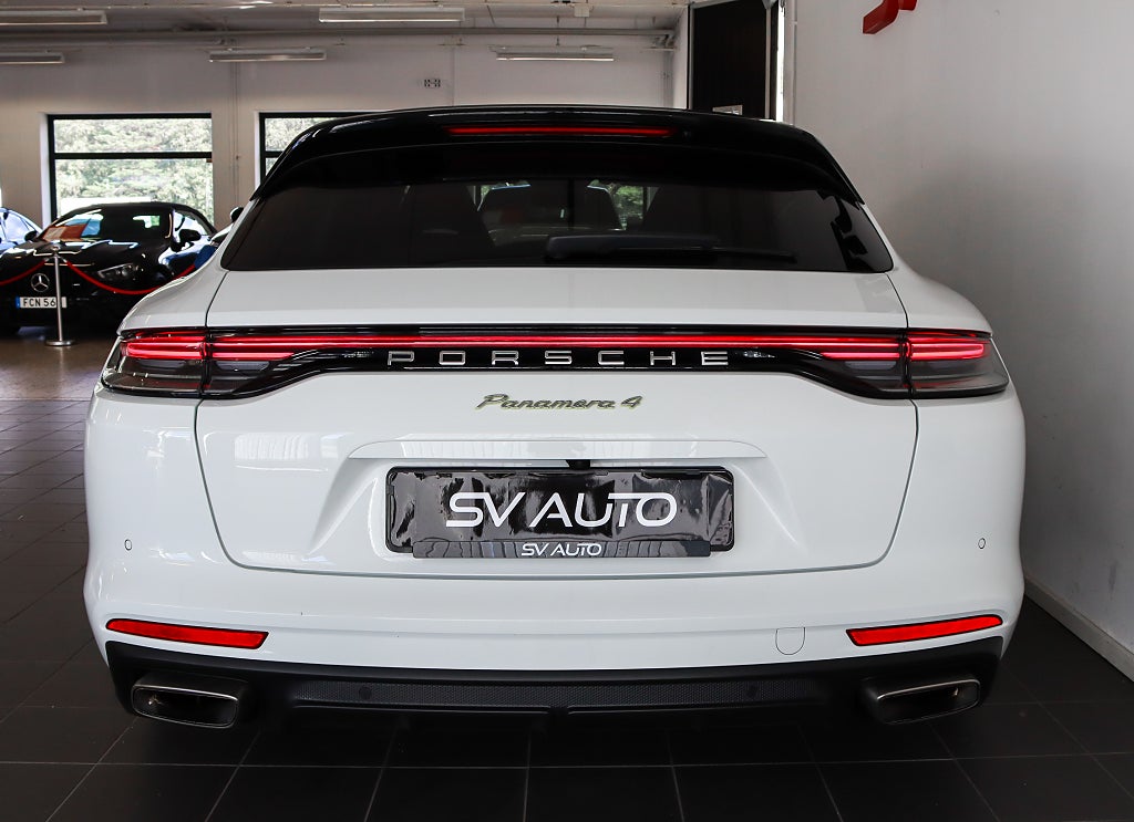 Porsche Panamera 4 E-Hybrid Sport Turismo Facelift PASM Pano Bose