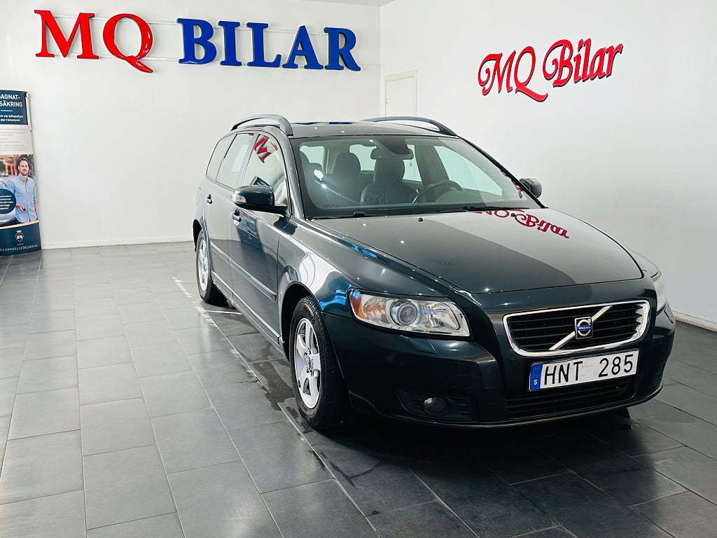 Volvo V50 1.8F Manuell  Momentum Dragkrok 125hk