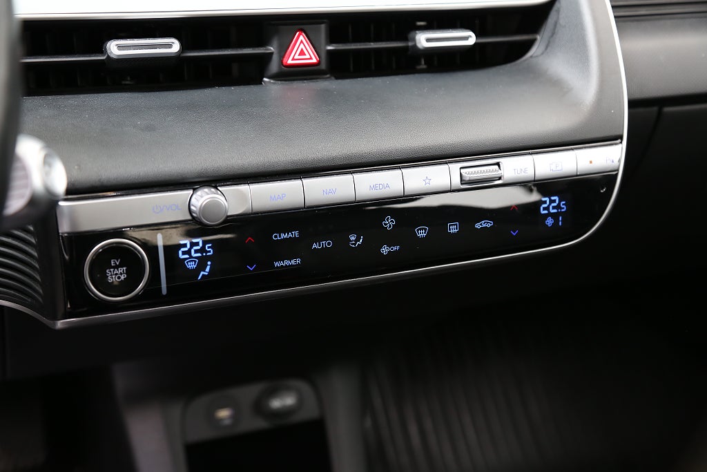 Hyundai IONIQ 5 72.6 kWh AWD Essential 20” Soltak