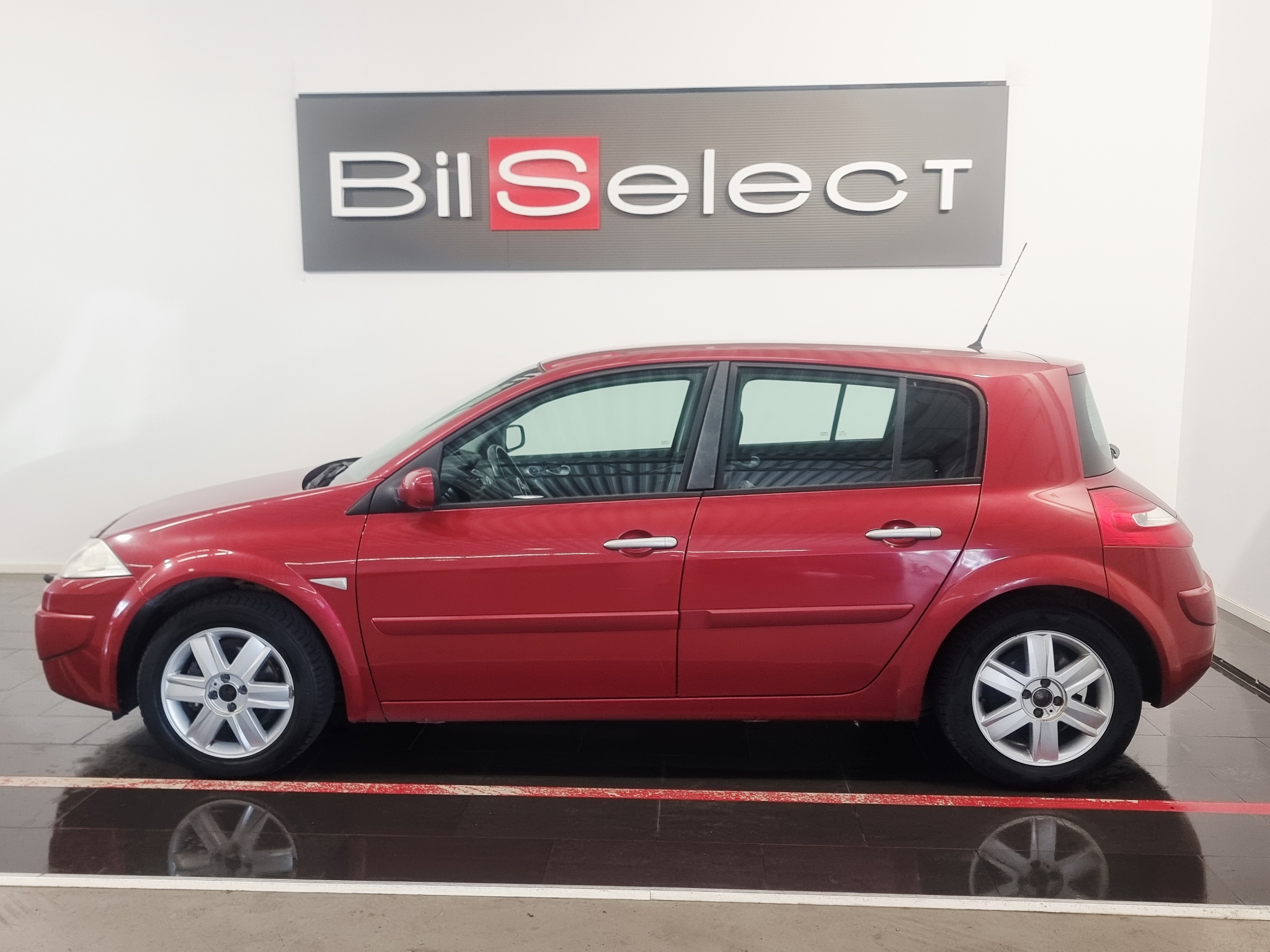 Renault Megane 2009, bild 2/41
