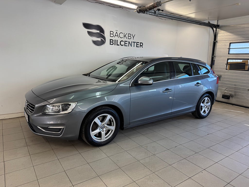 Volvo V60 D4 AWD Geartronic Momentum Business Edition Euro 6