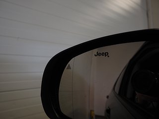 SUV Jeep Compass 21 av 21