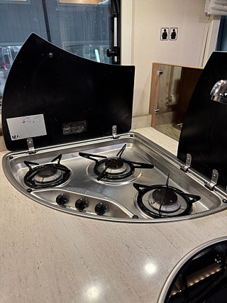 Husbil-integrerad Itineo MB 740 150HK AUT 8 av 22