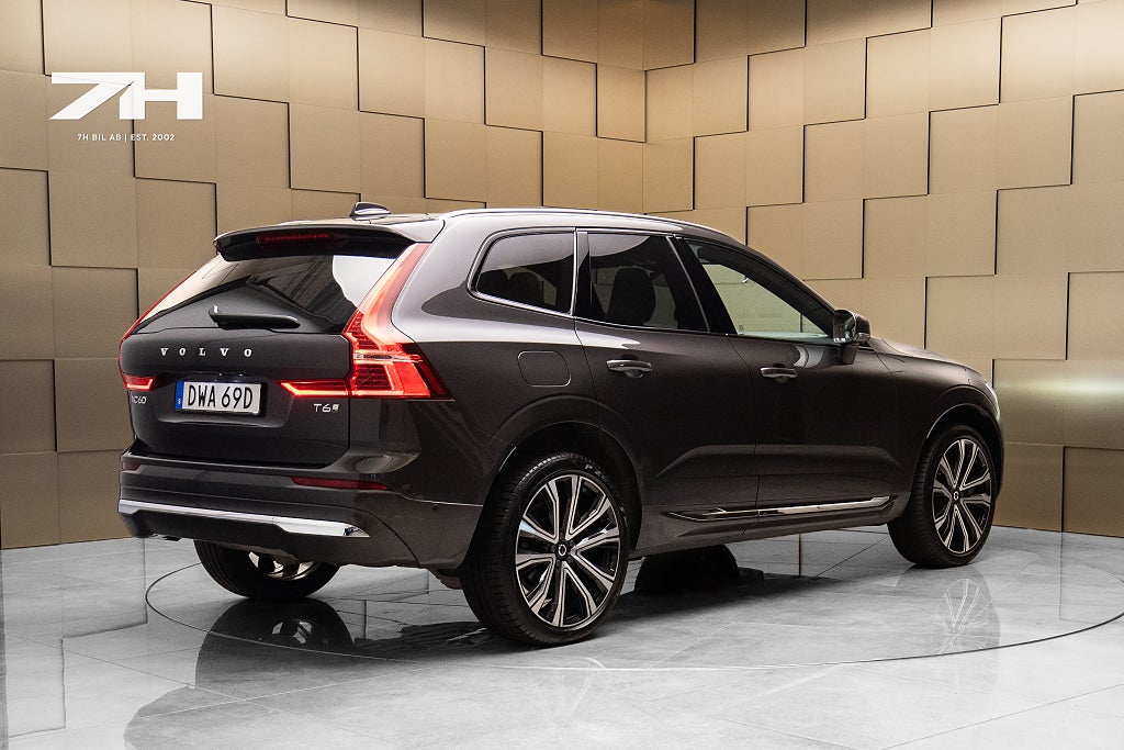 Volvo XC60 T6 Plug-In AWD Plus Bright Edition / Luftfjädring / B&W