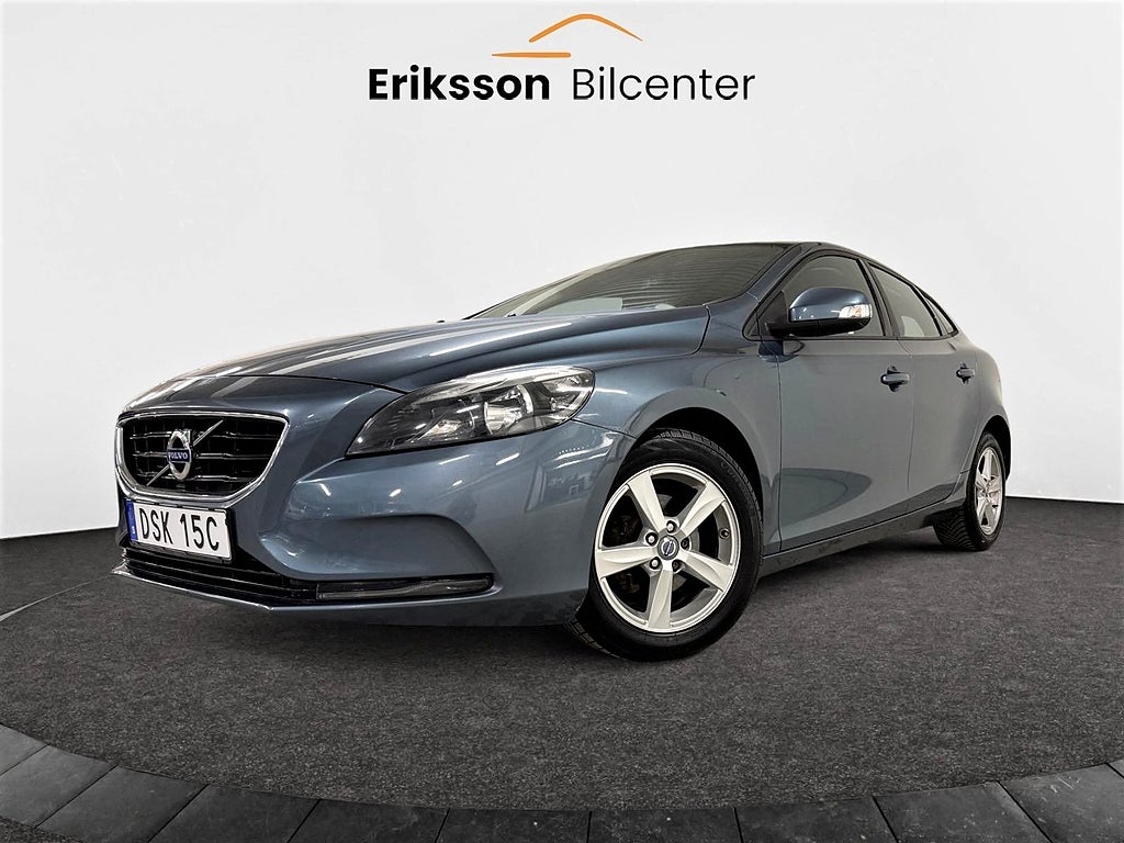 Volvo V40 D2 Your Kinetic Manuell Navi/Dragkrok/0%Ränta