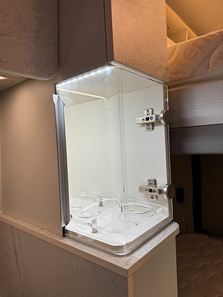 Husbil-halvintegrerad Robeta Ares 165HK 12 av 31