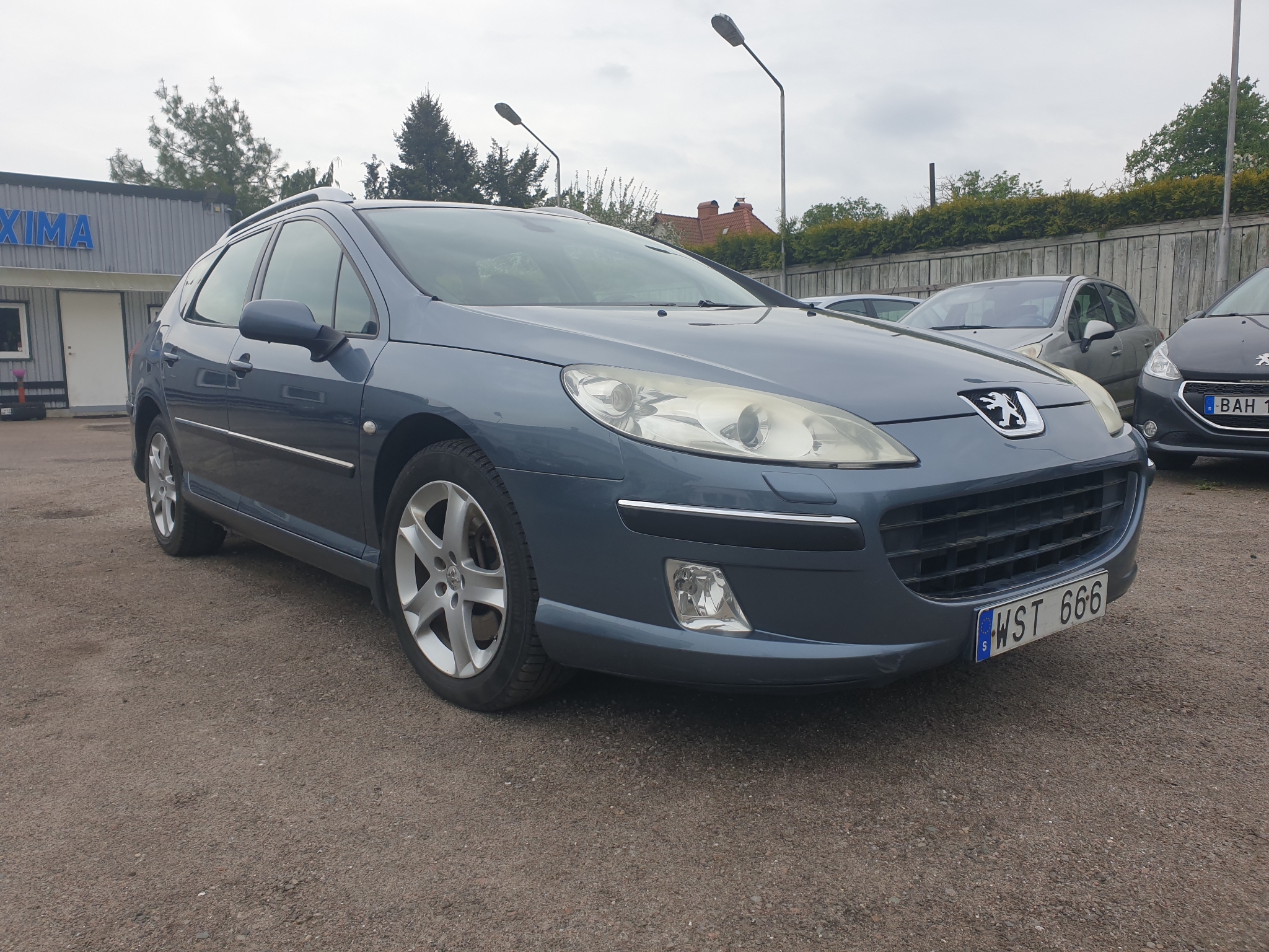 Peugeot 407