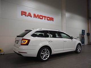 Kombi Skoda Octavia 5 av 22
