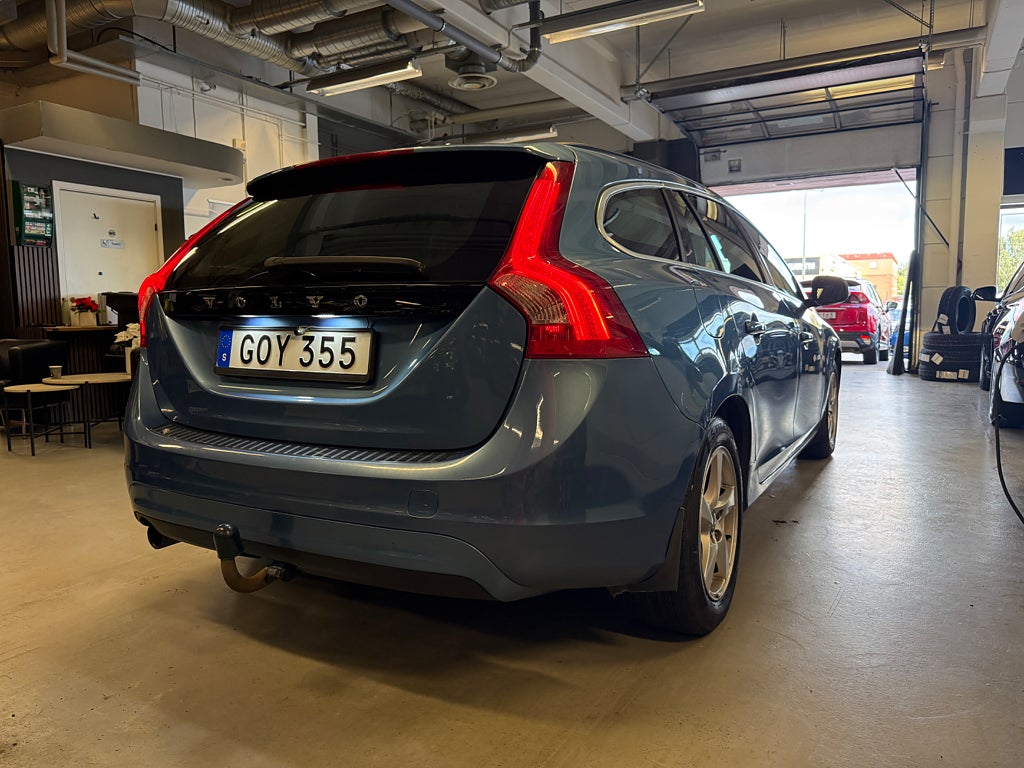 Volvo V60 2015 - miniatyr 6