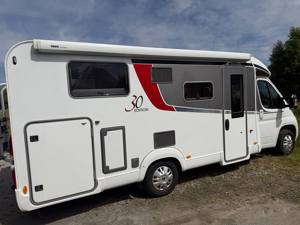 Bürstner Nexxo T690 Såld Såld Solcell drag 2018 - miniatyr 10