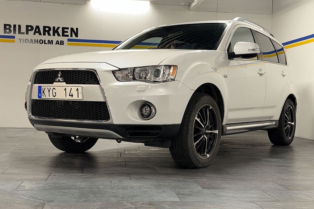Mitsubishi Outlander 7-seater 2.4 MIVEC FlexiFuel AWC INVECS-III Business