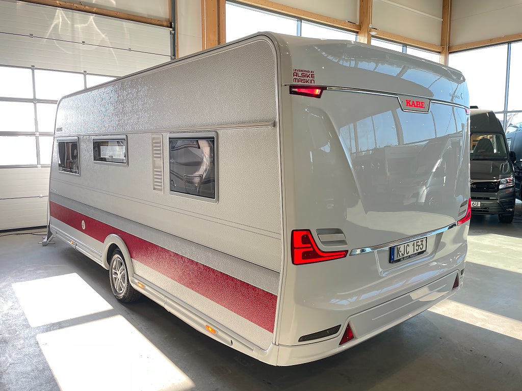 Kabe Smaragd 520 XL KS / ALDE / AC / Året runt standard / 1995kr/mån  - Kabe