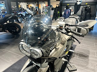 BMW K1300R Slipon/Sidoväskor/Kolfiber BellyPan/4168 mil