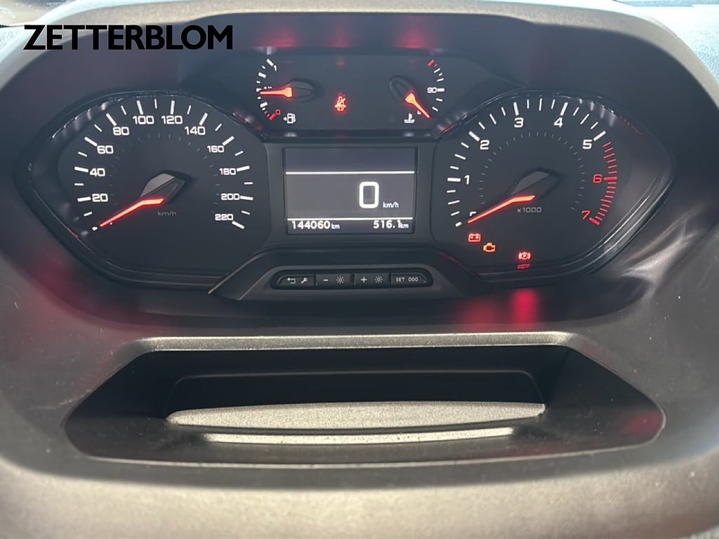 Transportbil - Skåp Peugeot Partner 11 av 14