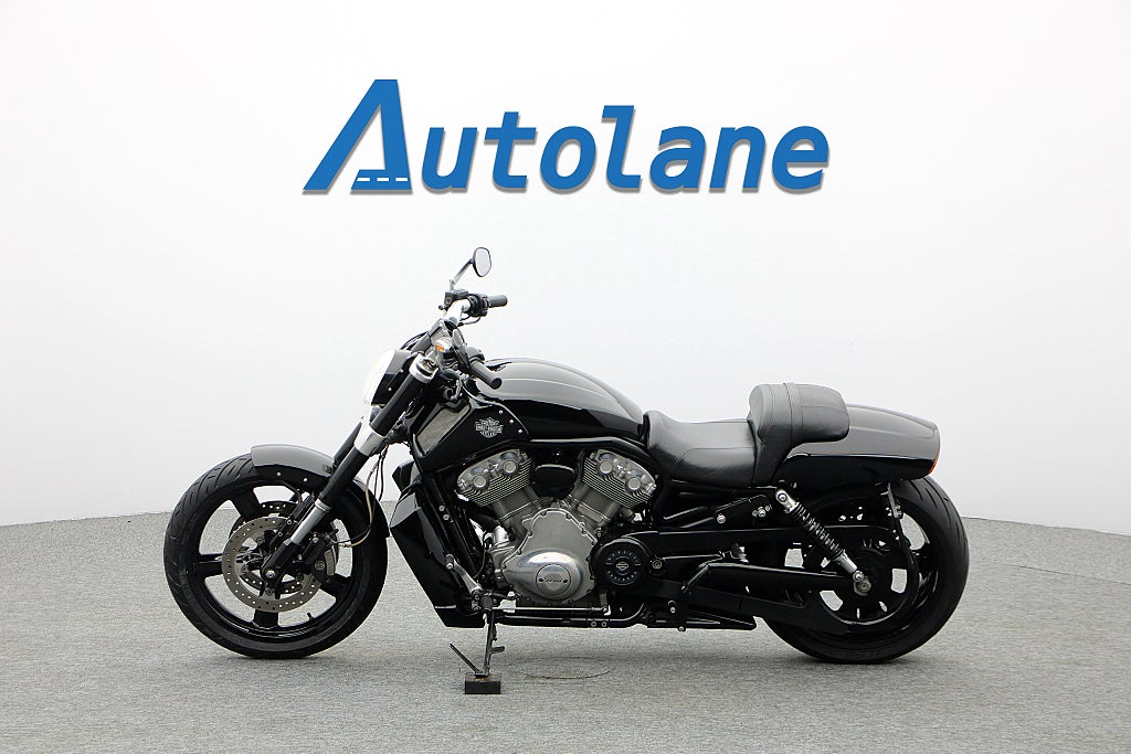 Harley-Davidson VRSCF V-Rod Muscle * Nytt framdäck Nyservad*