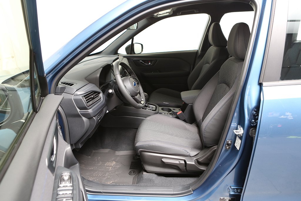 Subaru Forester 2.0i e-Boxer Adventure i Lager +3 År Service 2025