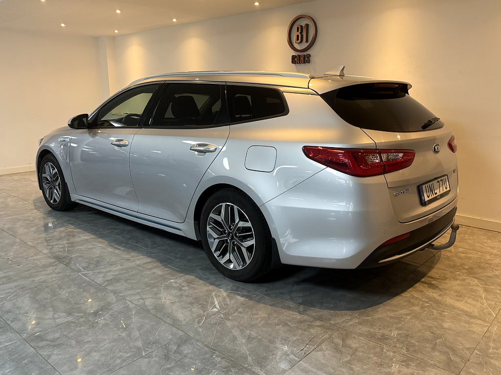 Kia Optima Sport Wagon Plug-in Hybrid Advance Plus SKINN DRAG H/K