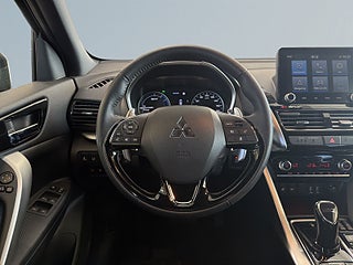 Mitsubishi Eclipse Cross PHEV 2.4 S-AWC Business Instyle S&V-hjul/Drag/Pano/360 – bild 9