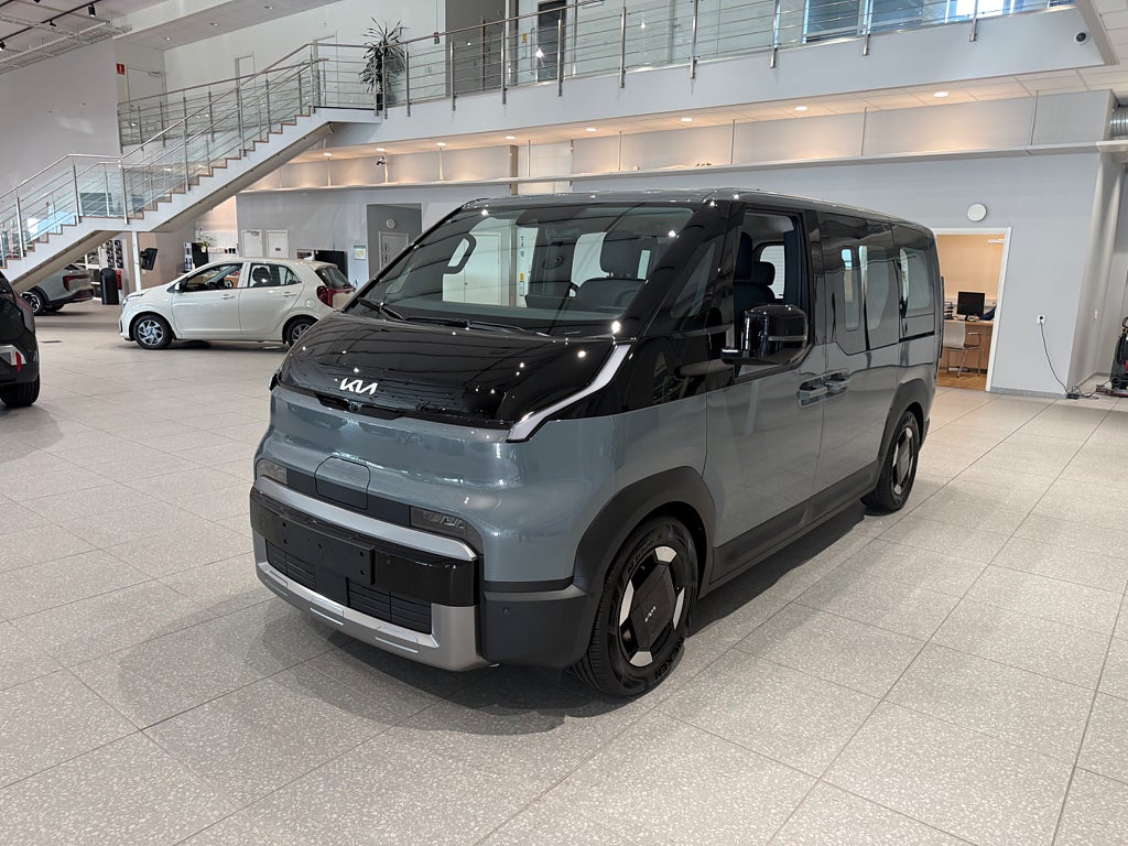 Kia PV5 Passenger PV5 Long Range Passenger 71.2 kWh PLUS PRO *OMG LEV*