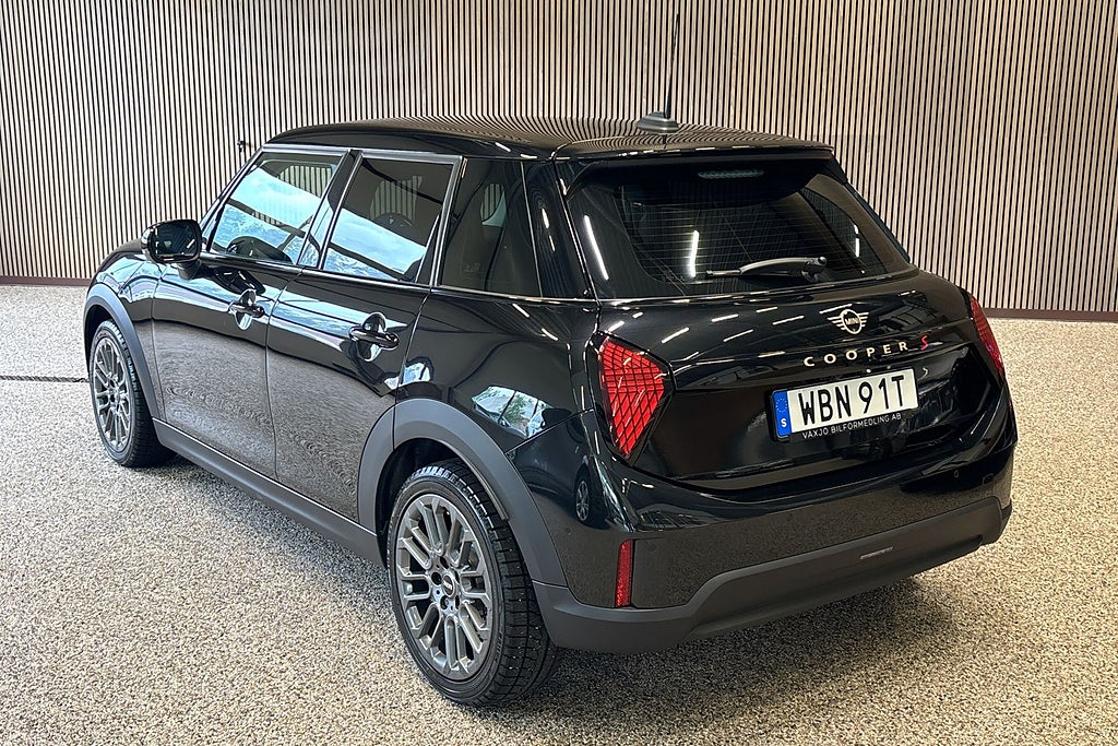 MINI Cooper S 5-door Steptronic