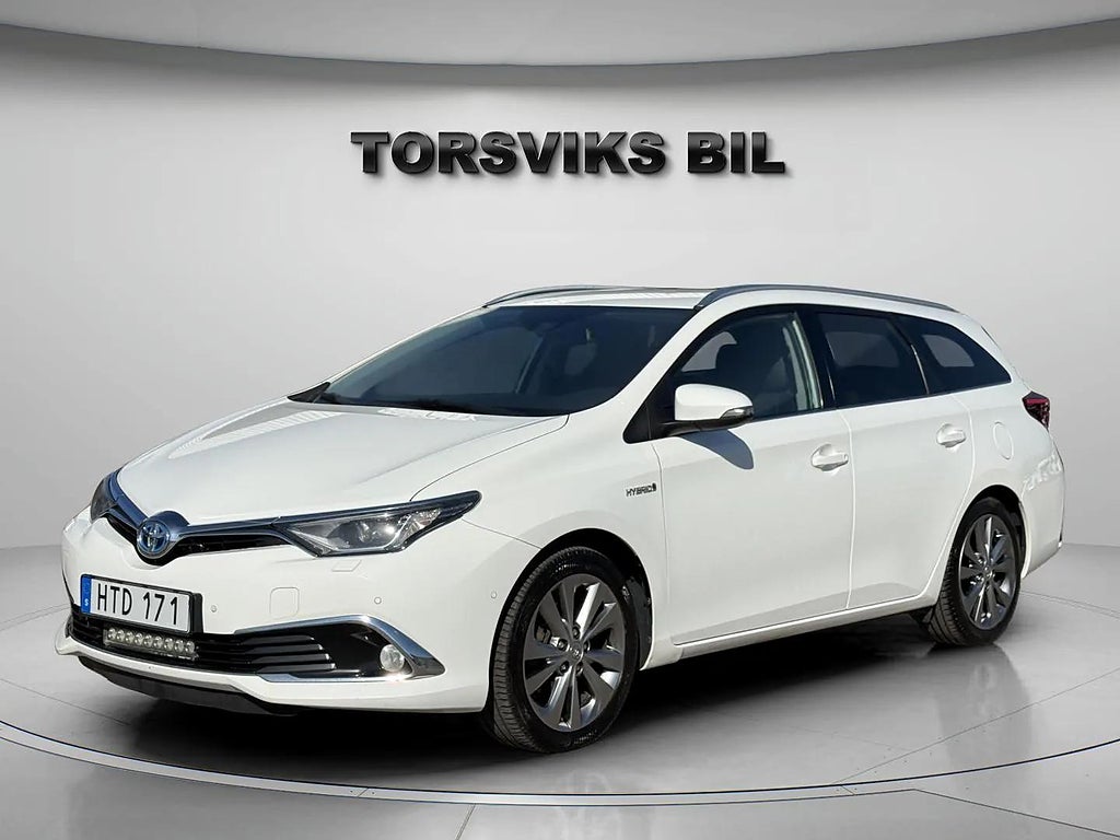 Toyota Auris Touring Sports Hybrid e-CVT Executive Drag/Värmare