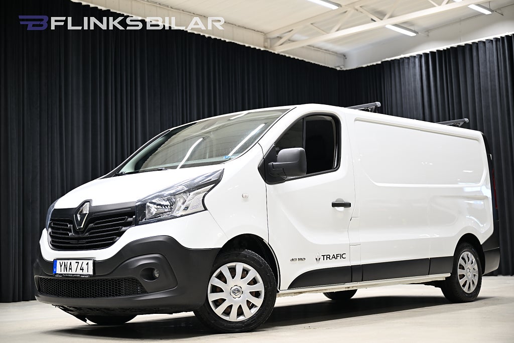 Renault trafic dCi 120HK L2 Inredning|Drag|Värmare|EnÄgare|Lågmil|Moms