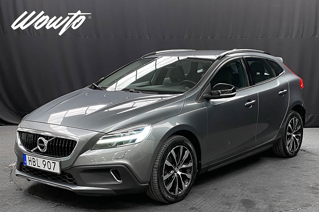 Volvo V40 Cross Country T3 152HK Advanced Edt /Värmare /Navi /4.95%