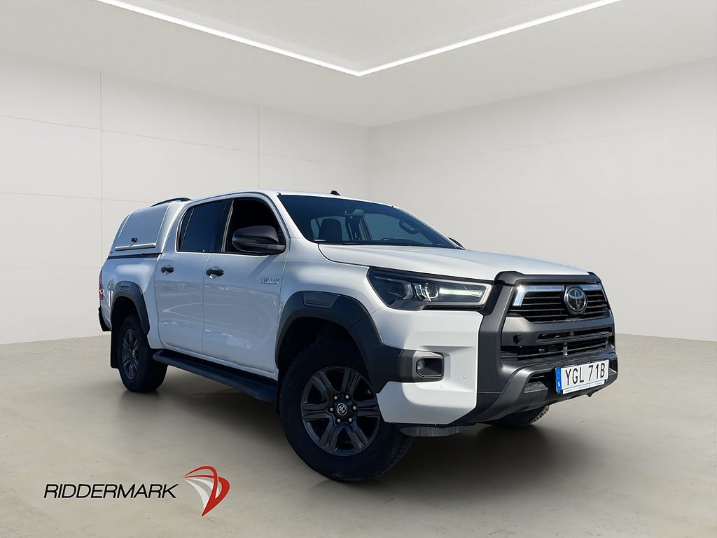Toyota Hilux Invincible 2.8 4WD M/K-Värm Drag JBL Kåpa MOMS