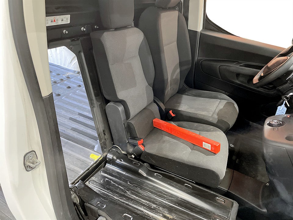 Bild på Peugeot Partner PRO+ 1.5 BHDi 130hk Aut L2 DRAG B-KAMERA 