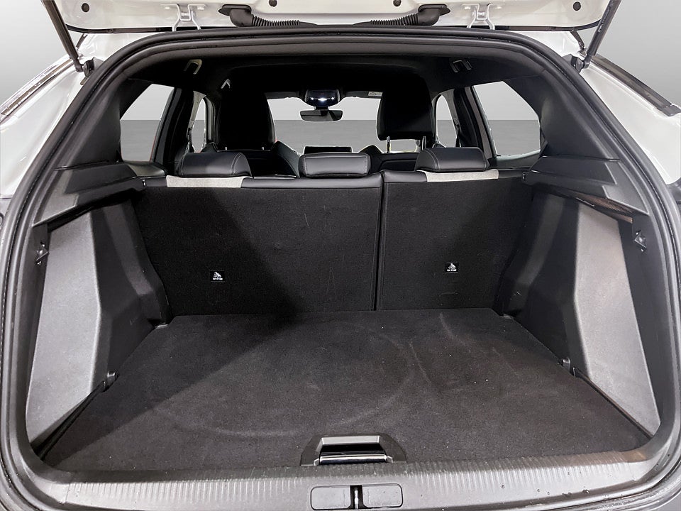 Bild på Peugeot E-2008 GT Pack 50kWh 136hk Aut - B-KAMERA, CARPLAY