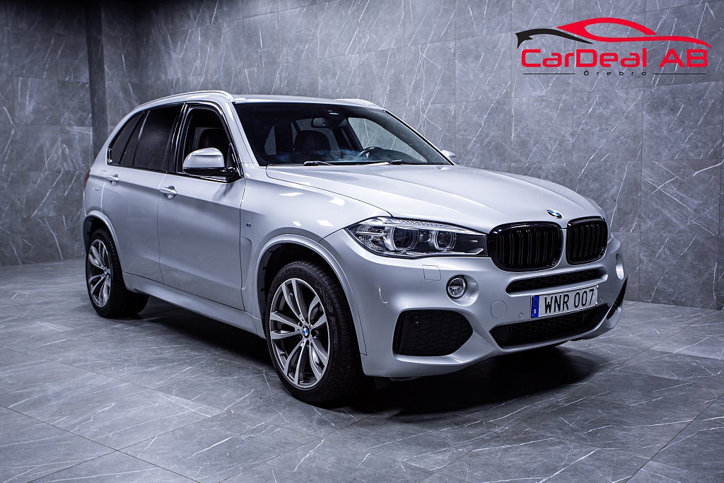 BMW X5 xDrive30d M Sport Värmare H/K Komfortstol Kamera Drag