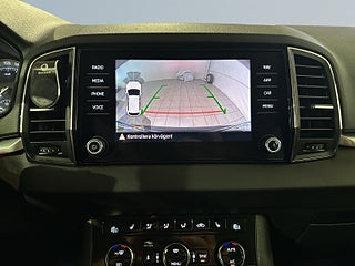 Skoda Karoq TDI 4×4 Style Drag Kamera Canton Mvärm Dvärm S/V-hjul – bild 11