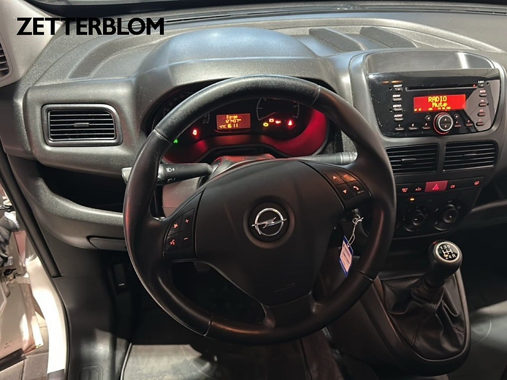 Transportbil - Skåp Opel Combo 12 av 16