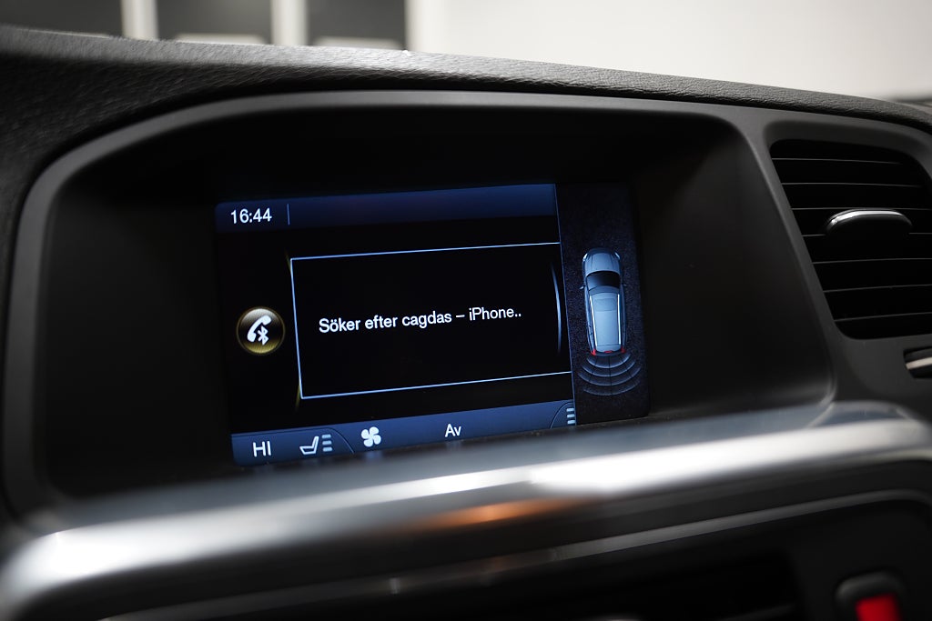 Volvo V60 Polestar Optimering D5 224hk Summum D-värmare Skinn BT