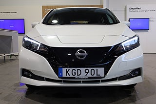 Halvkombi Nissan Leaf 8 av 19