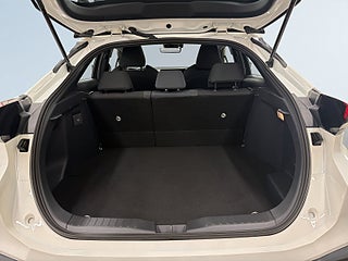 Toyota C-HR PHEV e-CVT S&V-hjul/ Backkam/Rattvärm/Carplay/Keyless – bild 12
