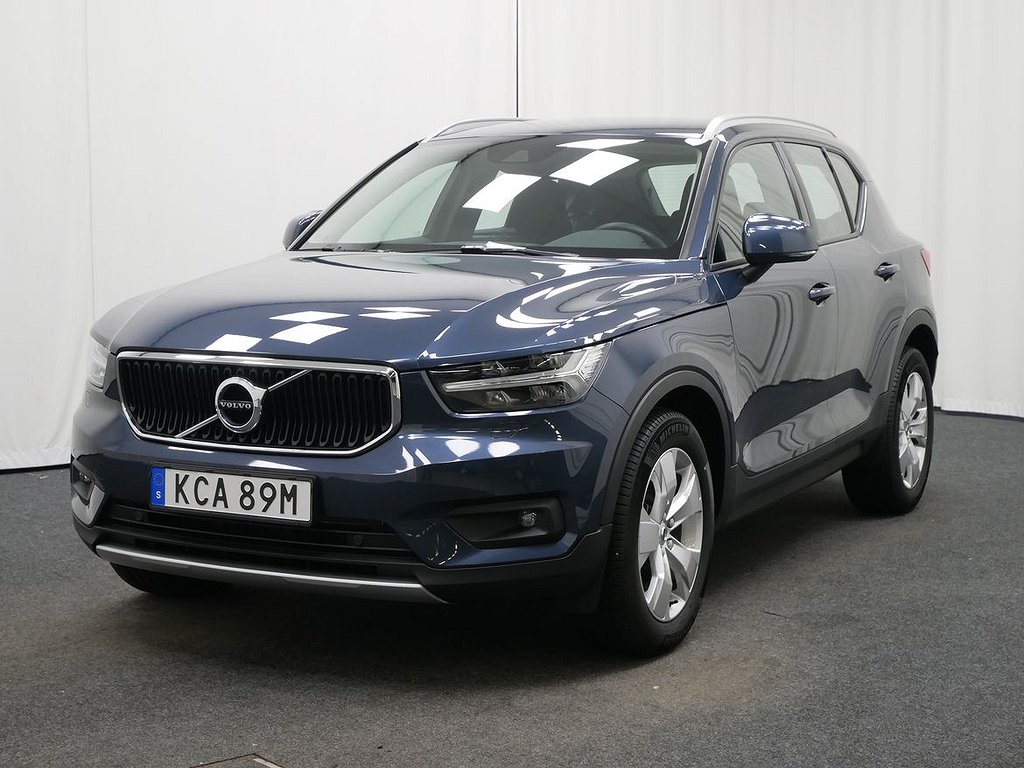 Volvo XC40 B4 FWD Bensin Momentum Advanced Edt