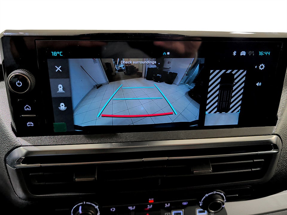 Bild på Citroën Jumpy Spacetourer PLUS BlueHDi 9-SITS Aut - OMGÅENDE LEVERANS!