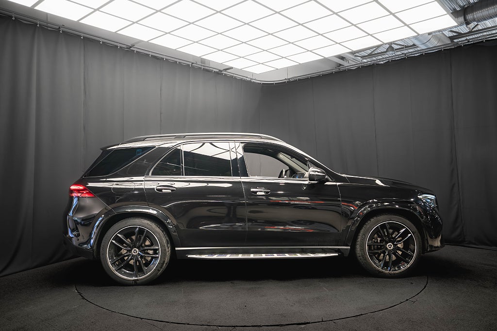 Mercedes-Benz GLE 350 de 4M AMG PREMIUM+ PANO LUFT 22'' BUR HUD DRAG MOMS