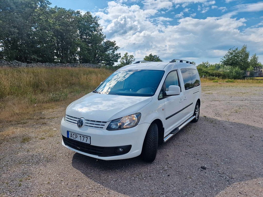 Volkswagen Caddy Maxi Kombi 1.6 TDI Besiktad Nyservad Nykamrem AC