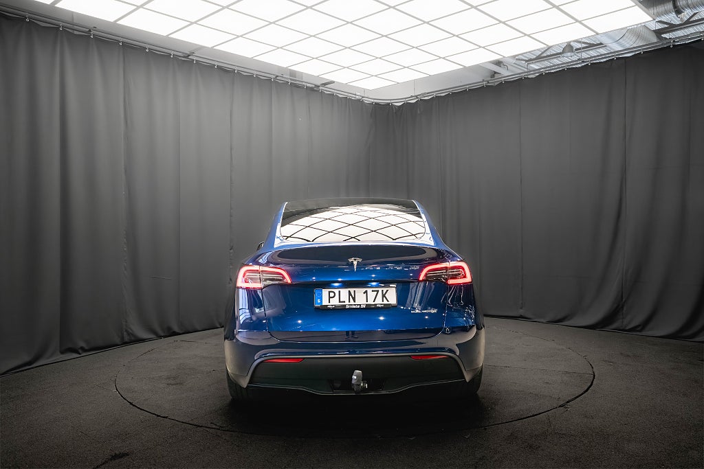 Tesla Model Y Long Range AWD DRAG PANO 93% SoH 1-ÄGARE KAMERA MOMS