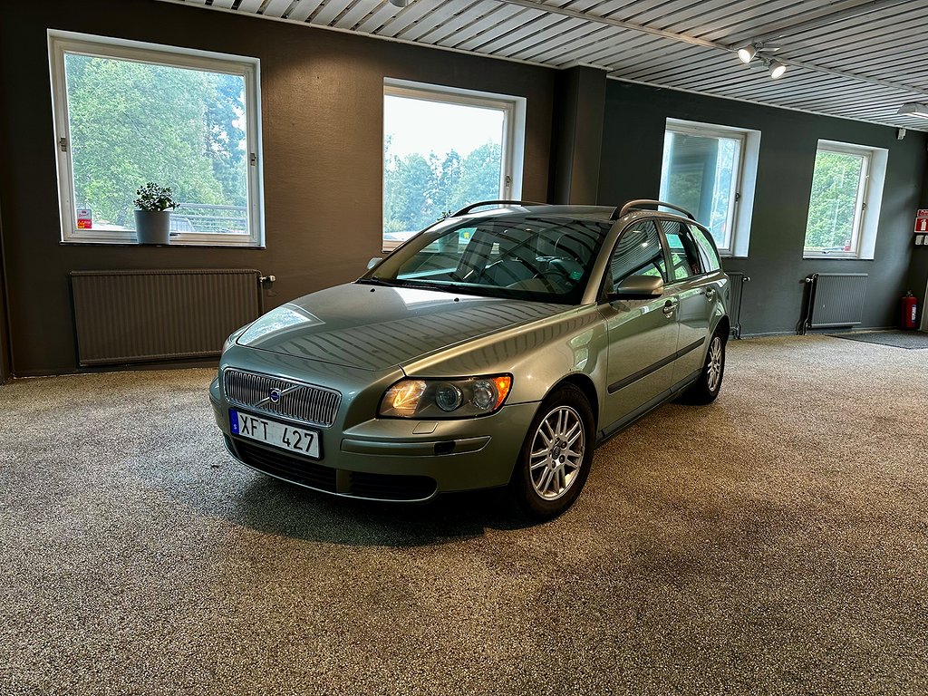 Volvo V50 1.8 motorvärmare dragkrok ny servad 