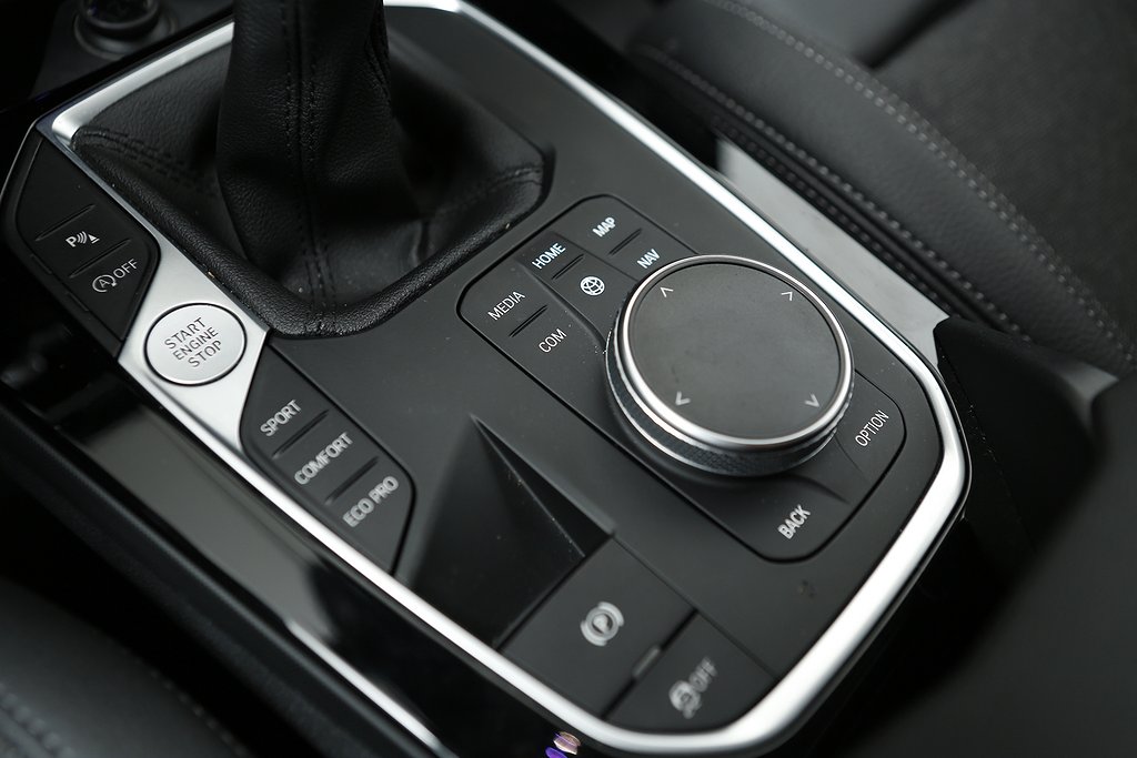 BMW 118I 136hk Sport line Leasbar 2022