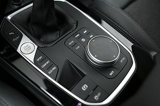 Halvkombi BMW 118I 21 av 23