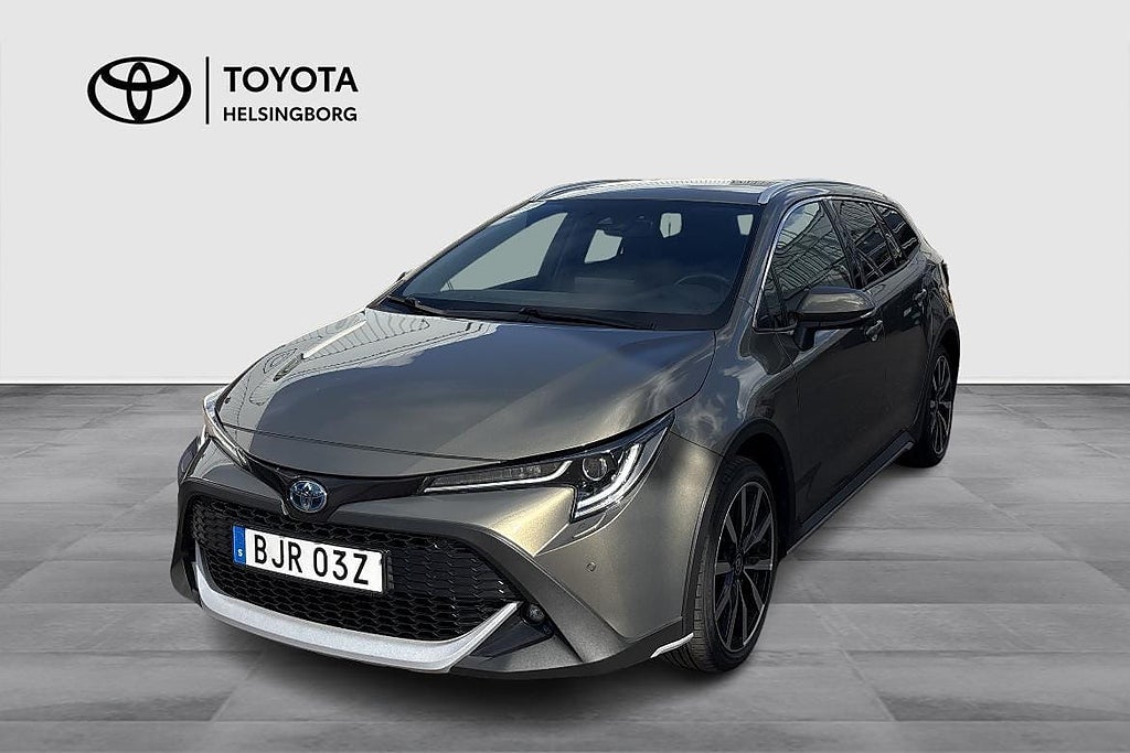 Toyota Corolla 2,0 HYBRID TOURING SPORTS TREK SPECIAL EDI