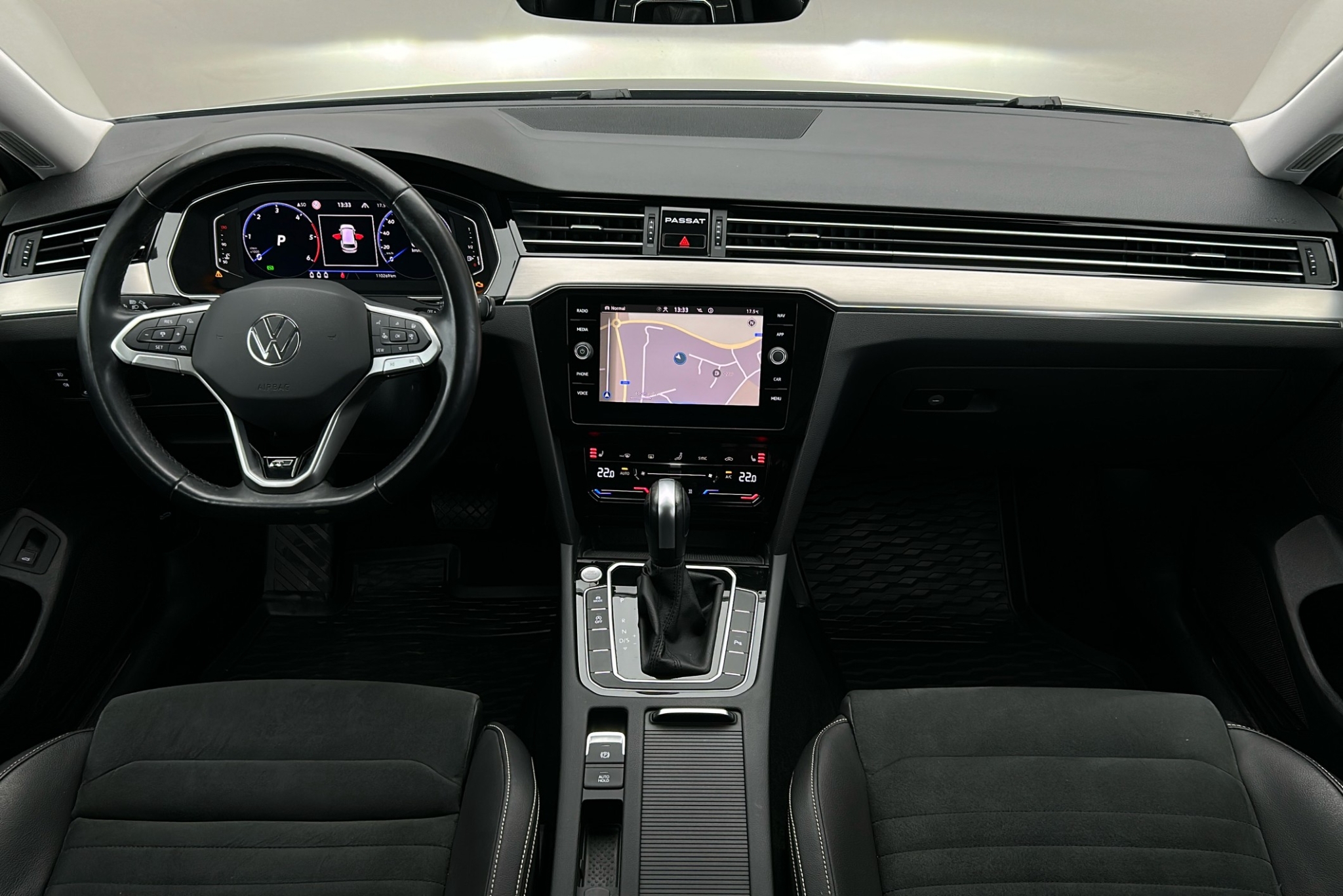 Volkswagen Passat 2022, bild 3/33