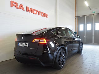 SUV Tesla Model Y 5 av 20